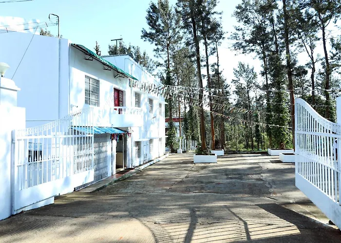 Aroma Resort Hill Palace