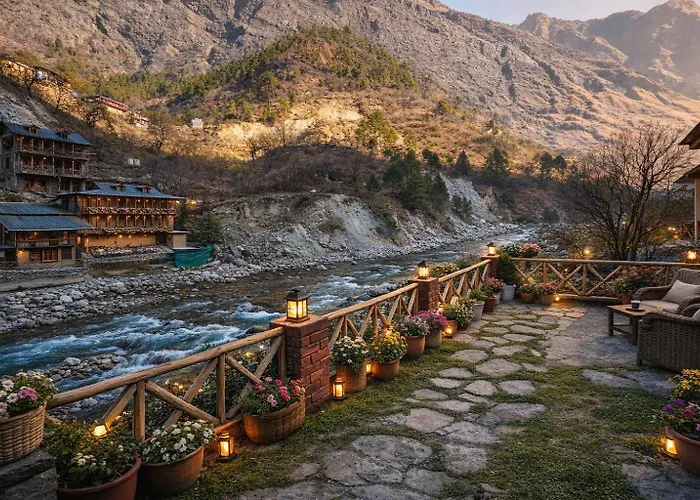 The Riverside Boutique Inn - Tirthan Valley , With Garden, Bonfire & Free Parking #Pet-Friendly