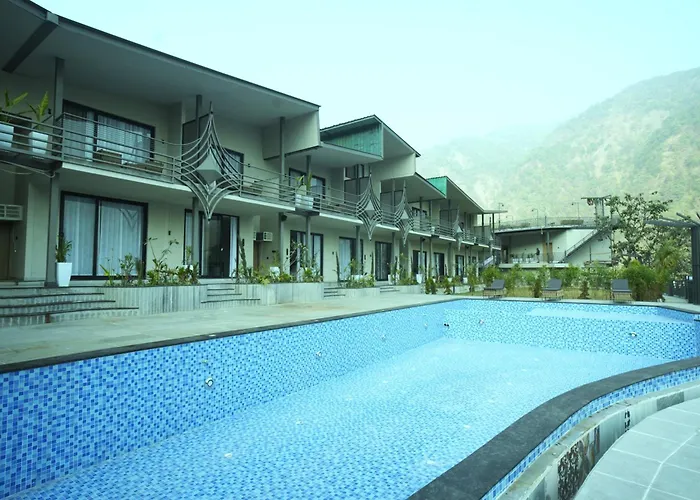 Arika Resort