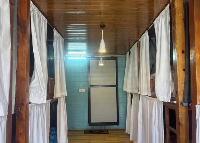 Hostel Dejavu
