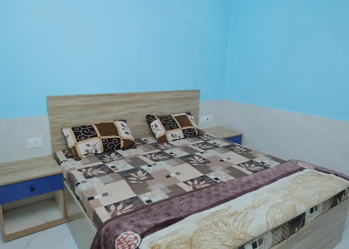 Shanti Dham Guest House