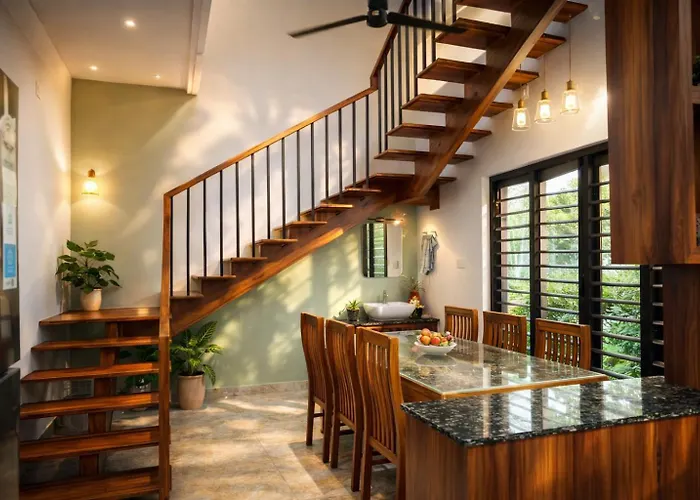 Pathiramanal Service Villas