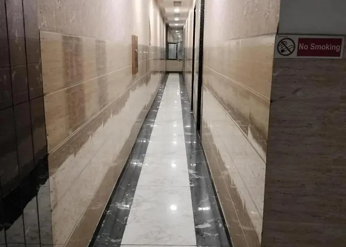 Hotel Ravi Residency