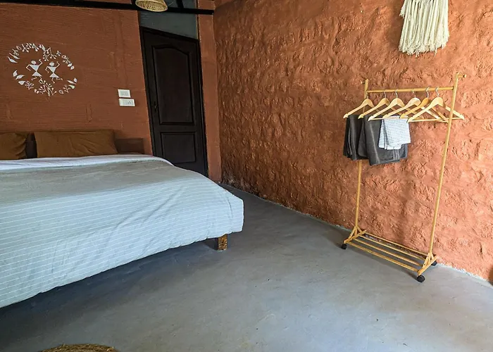 Mad & Nomad Backpackers Hostel
