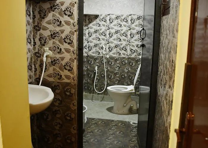 Srinivasam Service Apartment