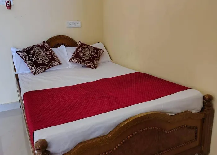 Sri Raghavendra Guesthouse Guntur శ్రీ రాఘవేంద్ర విడిదిల్లు గుంటూరు