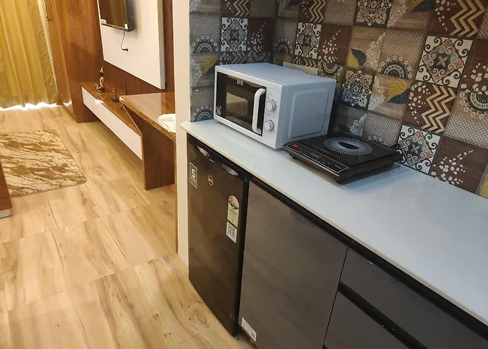Kaveri Lavish Apartment