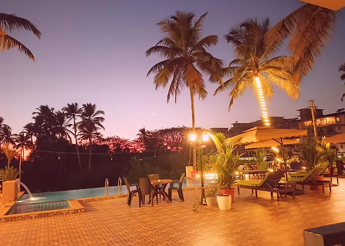 Beach Bliss Apartment Hotel - 7 Minutes Walk To Beach