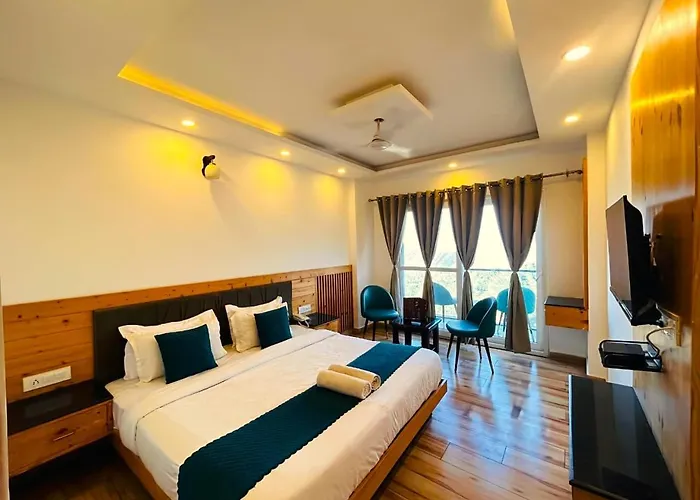 Rock Pine View Cottage & Cafe, Mussoorie - Blissful View From Rooms
