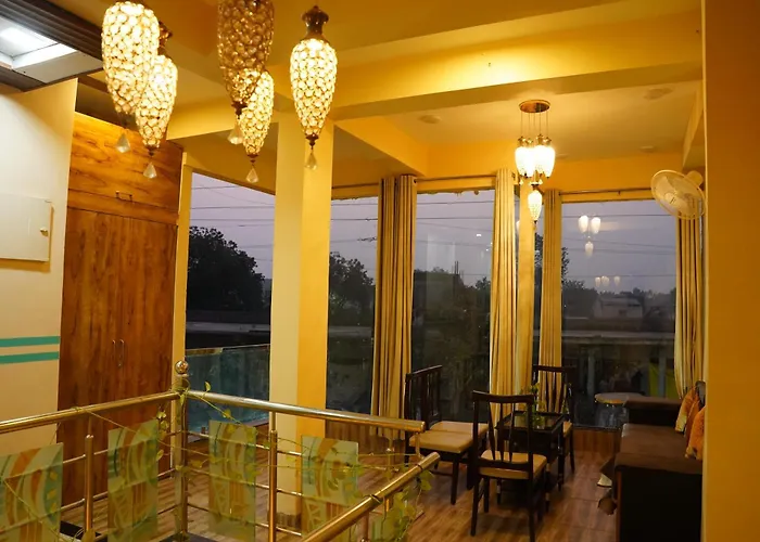 Hotel Mahishmati Palace