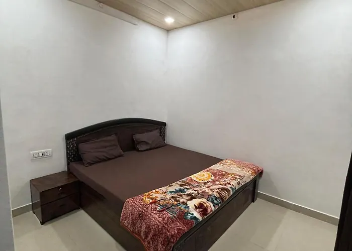 Rukmani Rooms