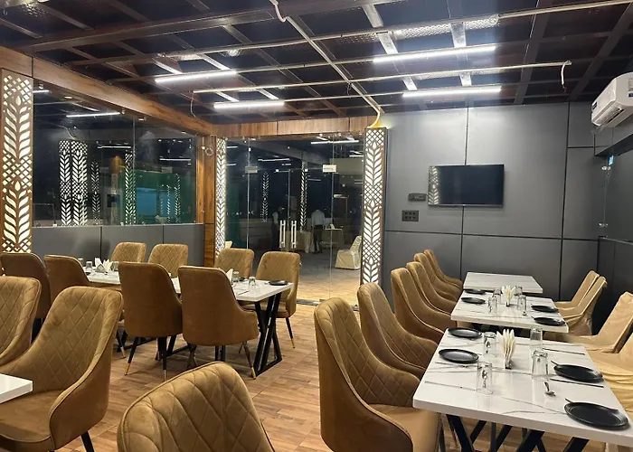 Hotel Dev Vilas 600 Metres From Taj Mahal