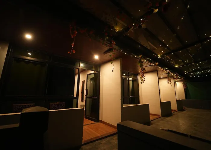 Da Java 18 Hostel And Homestay Chikmagalur