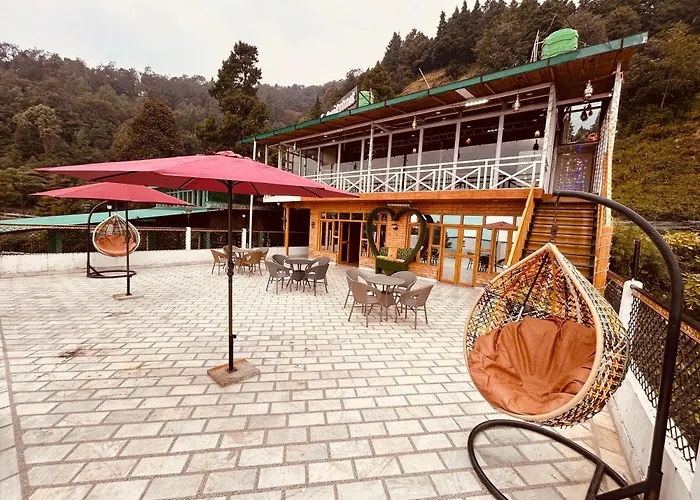 An VI Hotel & Resort A-Luxury Property