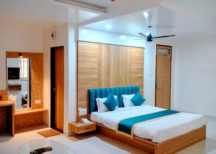 Hotel Lotus Suites