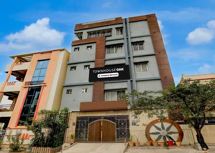 Oyo Townhouse Oak Tirupati Formerly Sky Towers