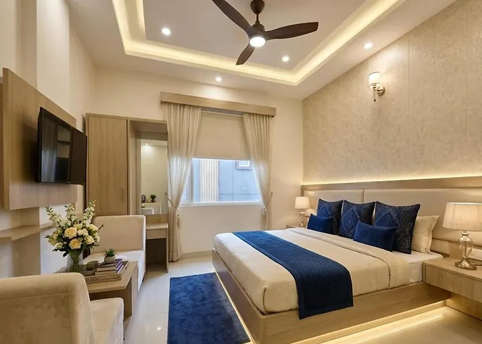 Hotel The Olive Suites Near Delhi International Airport