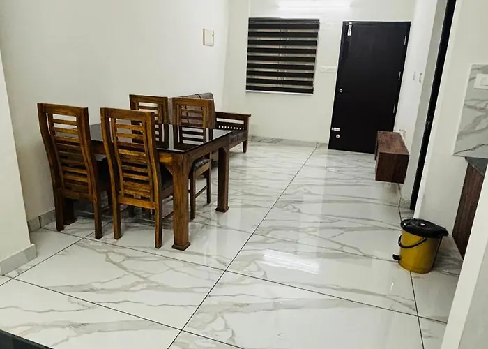 Miracle Inn Near Al-Ameen College