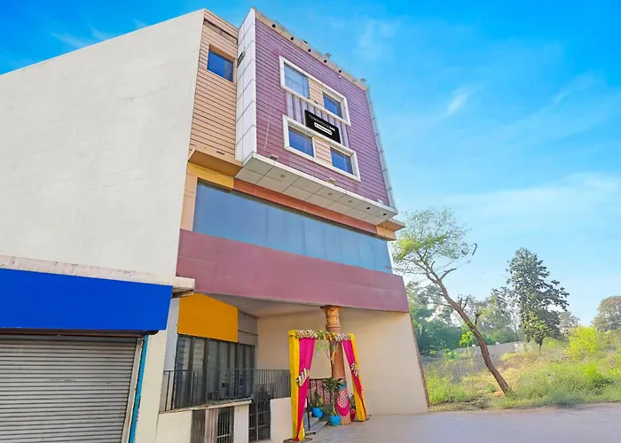 Super Townhouse Oak Rohtak Bus Terminal Formerly Inter Urban