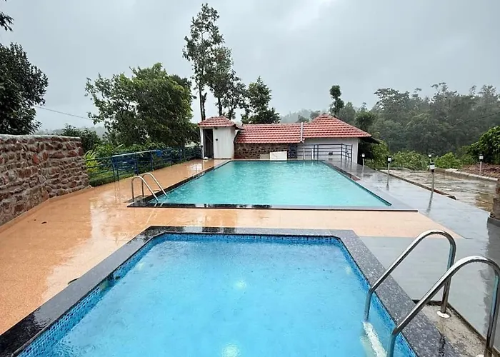 Red Roof Resort - Pool, Home Food, Coffee Estate, Near To Falls & Trekking