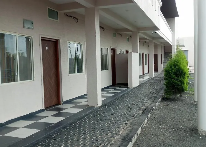 Amol Resort