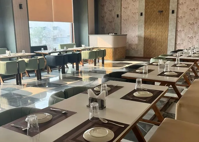 Hotel Yashdhan International