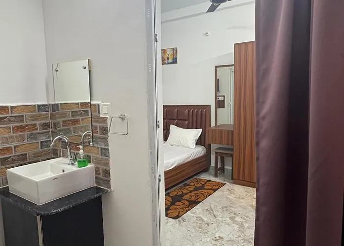 Satyamev Grand Inn