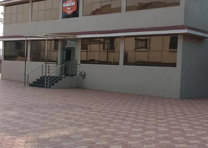Hotel Gurudev Inn