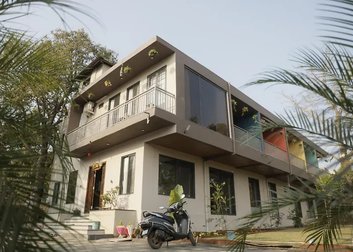 Shourya Resort And Lawn Panhala