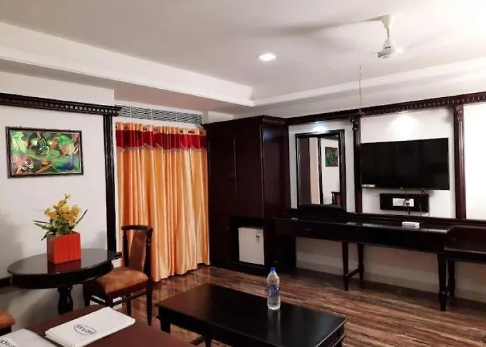 Ango Plaza Hotel