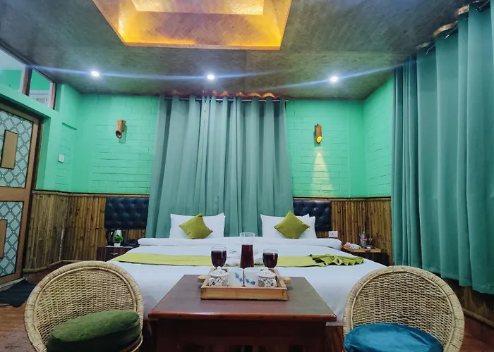Jo'Stel Hotel Bamboo Inn - Best Rated In Gangtok