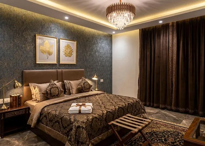 Hotel Tej Palace Near Delhi Airport