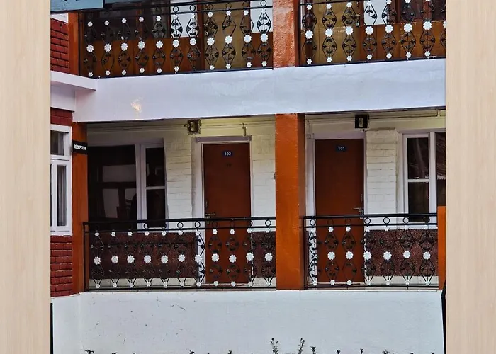 Hotel Ech Aar, Kargil