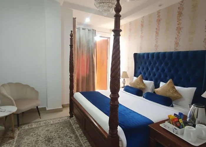 Hotel The Tark Near Delhi Airport