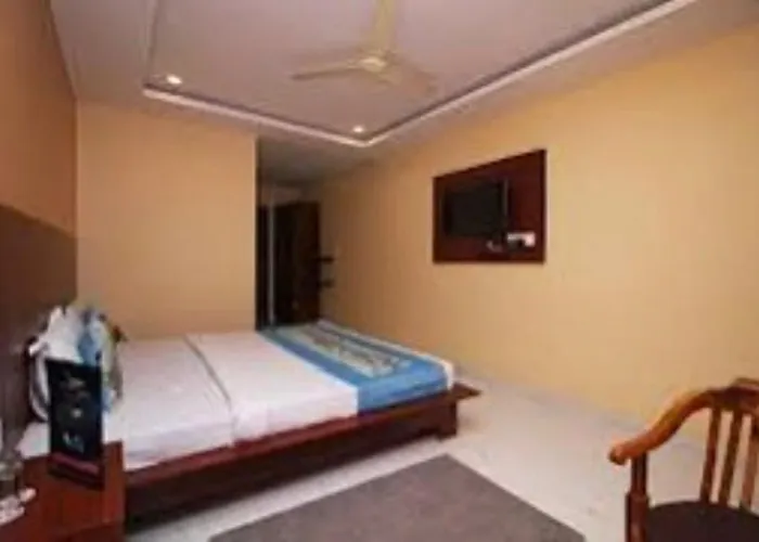 Red Carpet Hotel