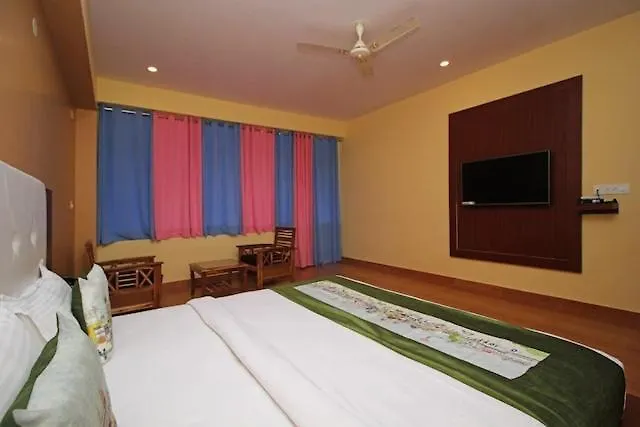 Red Carpet Hotel