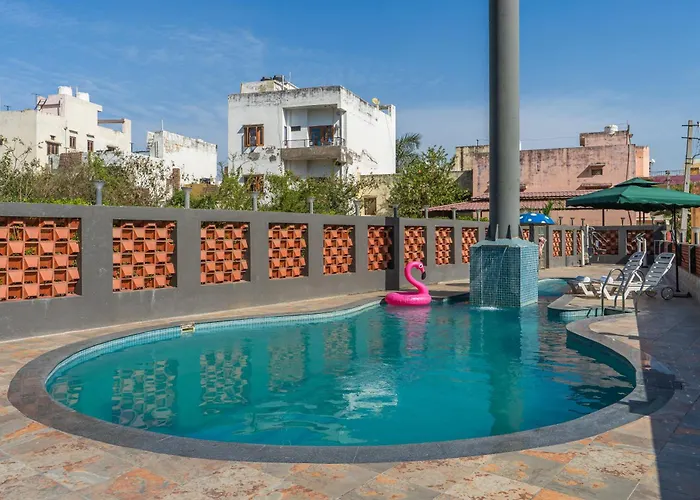 Perfectstayz Premium Udaipur By The Lake