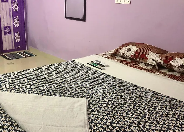 As Rooms & Hut Stay