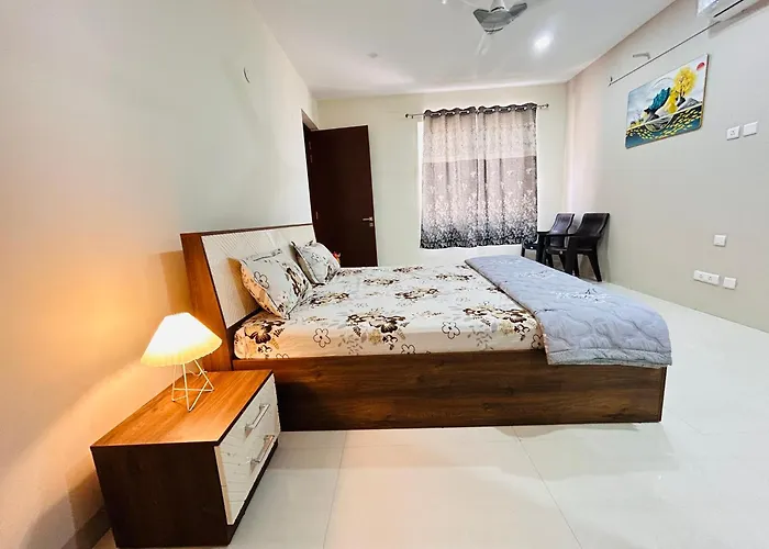 Premium Villa Stay Near The Airport Perfect For Families & Business Travelers
