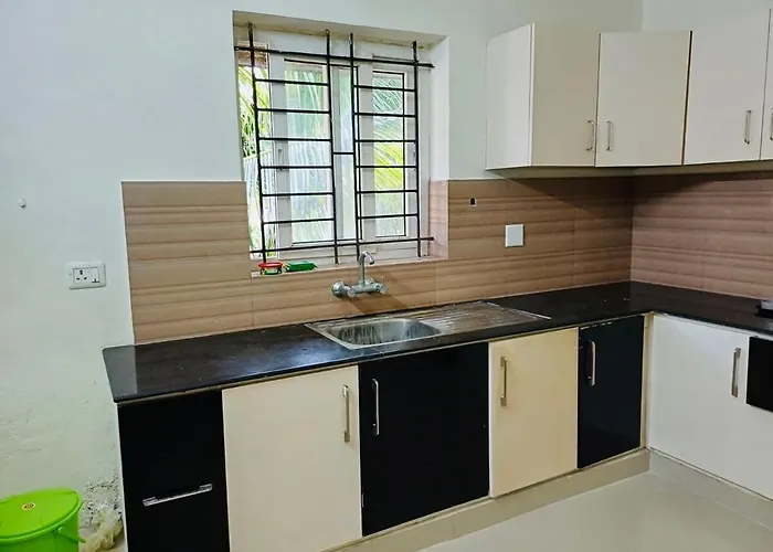 Very Spacious Furnished Apartment