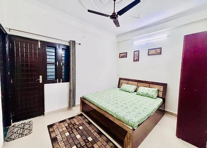 The Olivewood Flat By Jwalpa Retreat