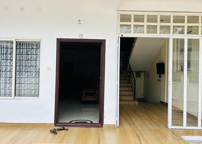 Immanuel Homestay, Kalathipady, Kottayam, Flat A