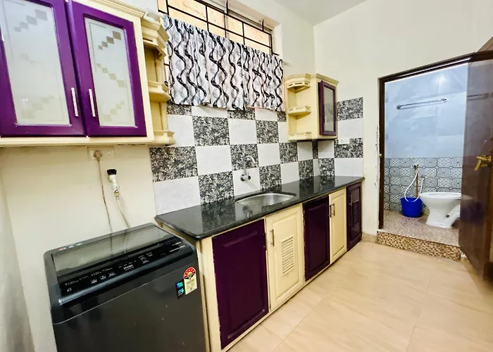 Immanuel Homestay, Kalathipady, Kottayam, Flat A