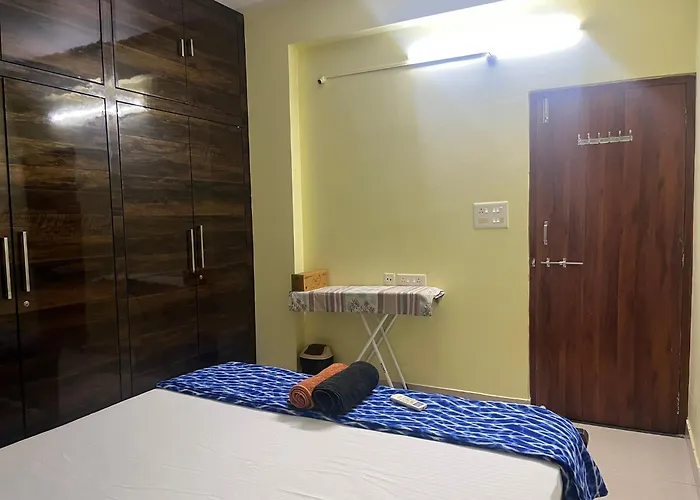 Premium 1Bhk Gachibowli-Walk To Aig Dlf Microsoft