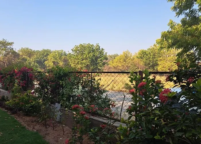 Bk'S Villa Royal At Kensville Golf & Country Club