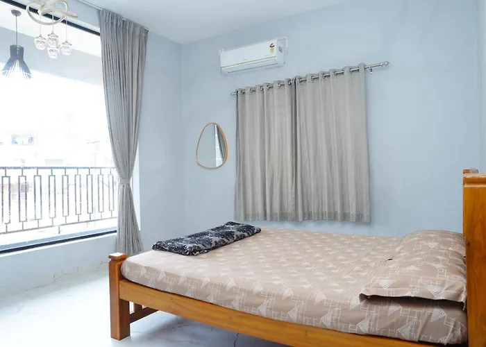Sukruthi Service Apartment 3Bhk