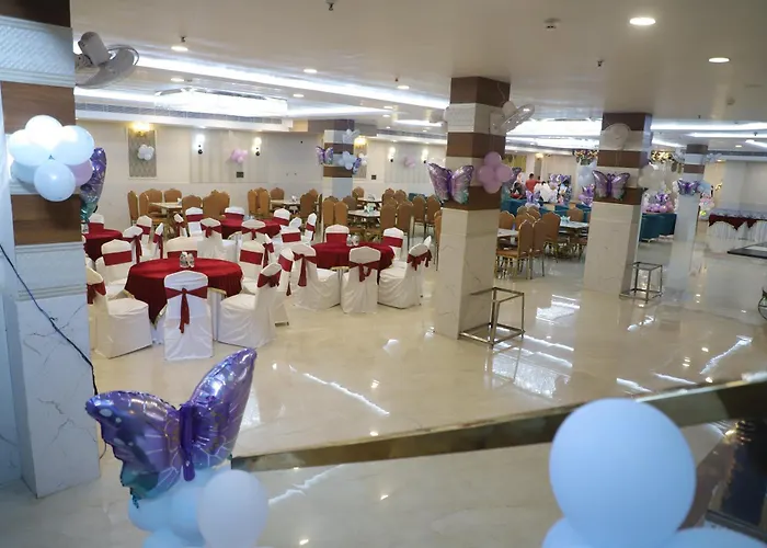 The Grand Oasis Hotel & Resort I Near India Expo Mart