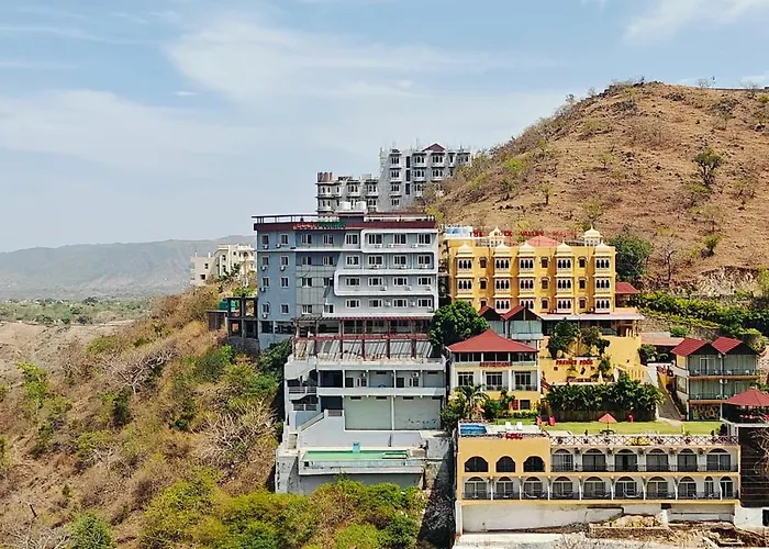 Rudraksh Hotel & Restaurant In Kumbhalgarh