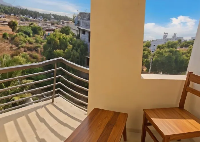 The Sparrow - Backpackers Hostel