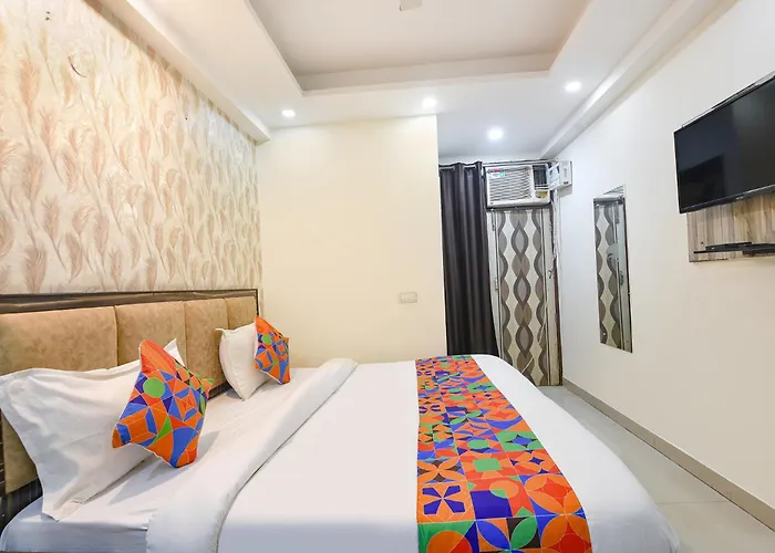 Fabhotel Lookout Stay